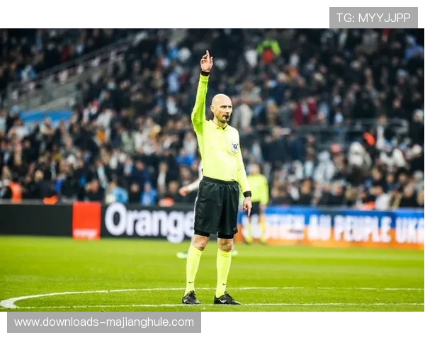 裁判主管戈蒂埃呼吁减少对裁判言语攻击，聚焦失误原因分析